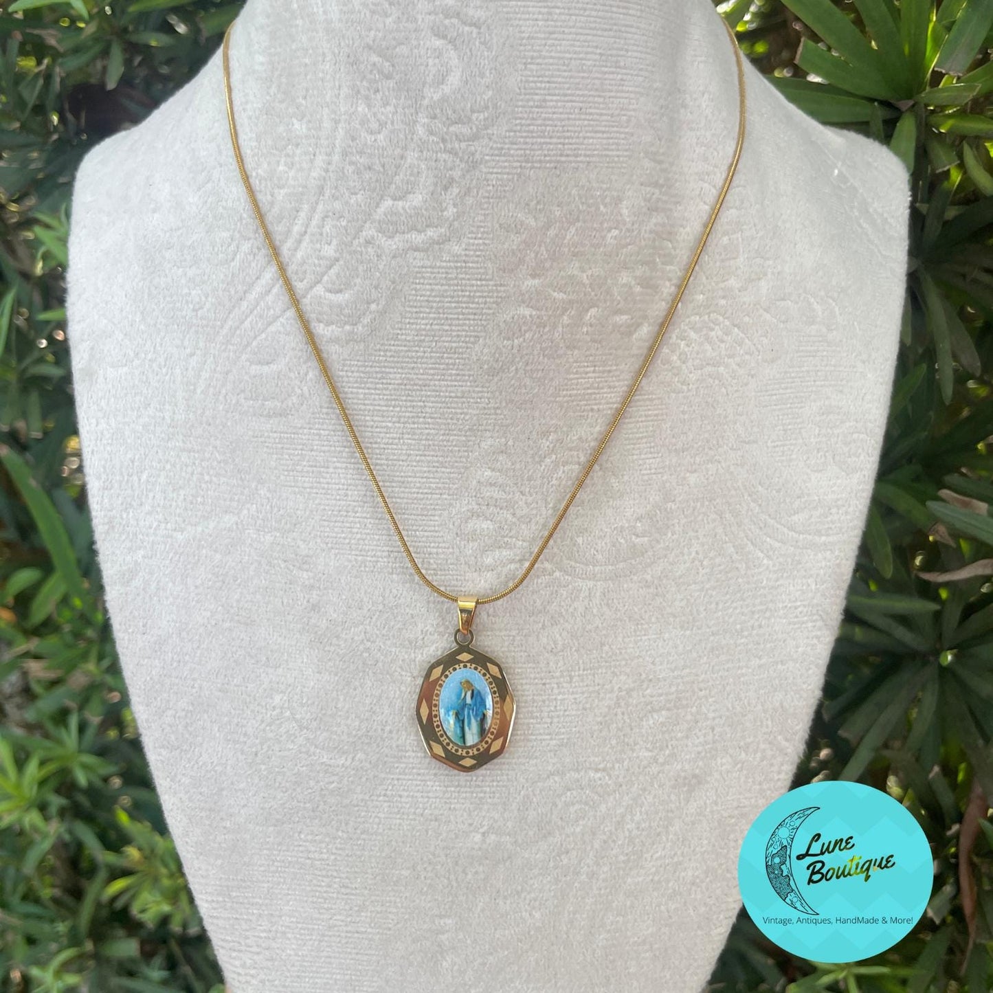 Virgin Mary Necklace, Gold Tone Religious Pendant, Catholic Medallion Necklace, Madonna Charm, Dainty Faith Jewelry Gift, 3 Marys to Choose